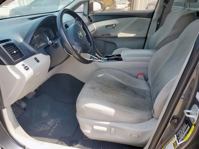 2010 TOYOTA VENZA   