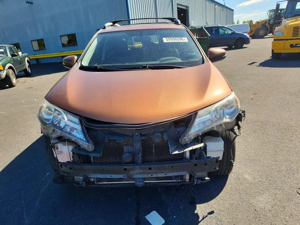 2014 TOYOTA RAV4 XLE  