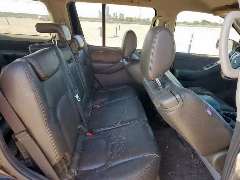 2011 NISSAN PATHFINDER S  