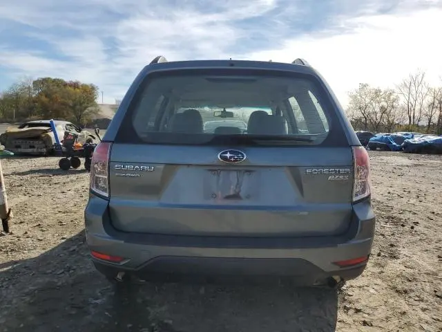2010 SUBARU FORESTER XS  