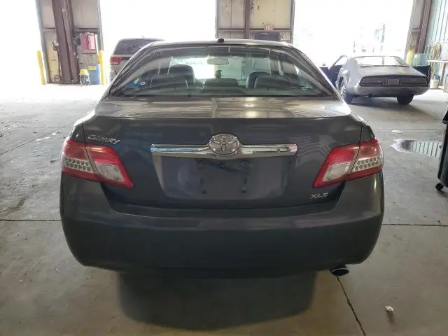 2011 TOYOTA CAMRY BASE  