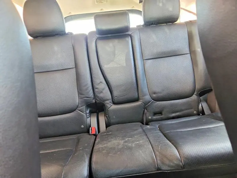 2016 MITSUBISHI OUTLANDER SE  