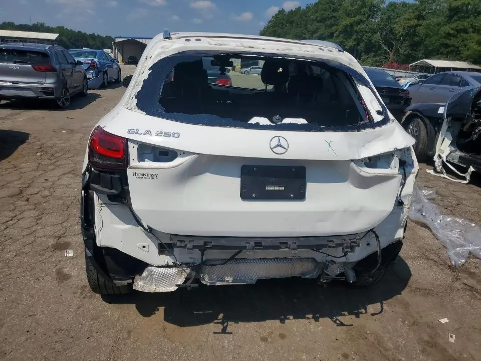 2022 MERCEDES-BENZ GLA 250  