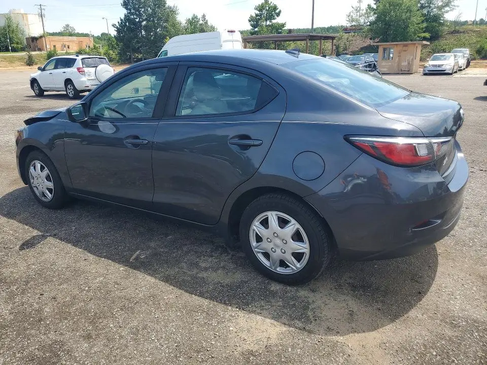2019 TOYOTA YARIS L  