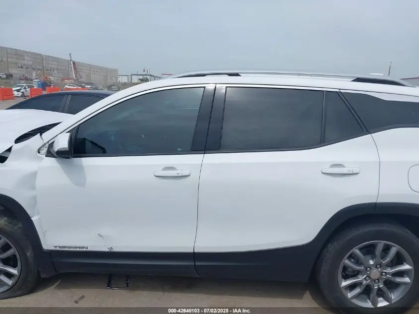 2022 GMC TERRAIN AWD SLT