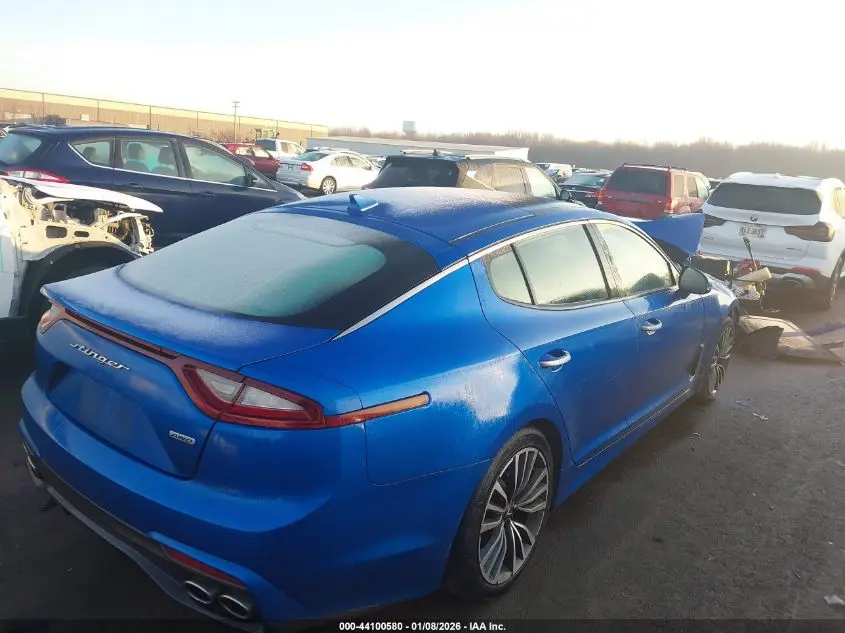 2018 KIA STINGER PREMIUM