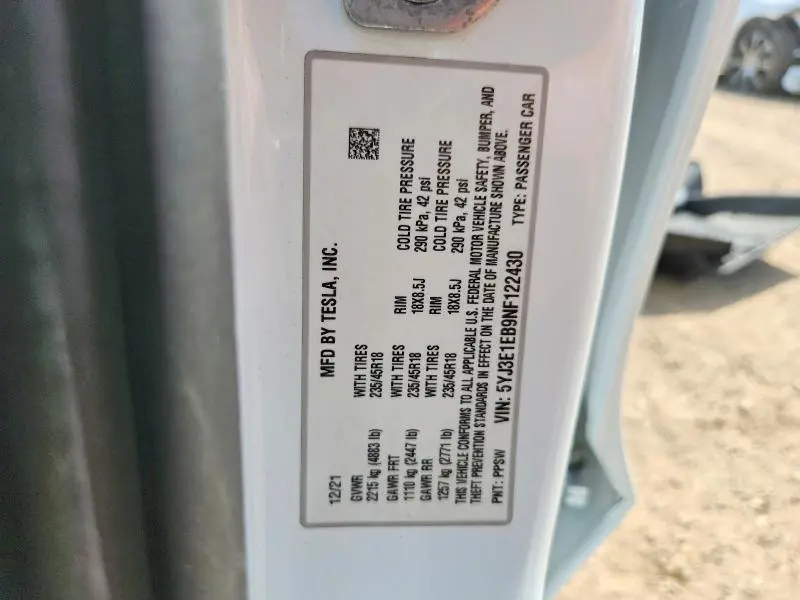 2022 TESLA MODEL 3   