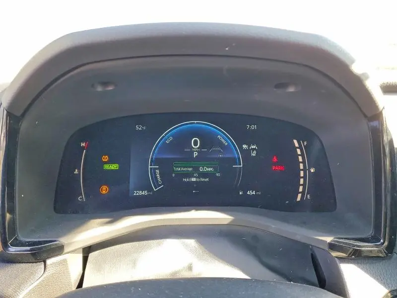 2025 TOYOTA CAMRY LE HYBRID