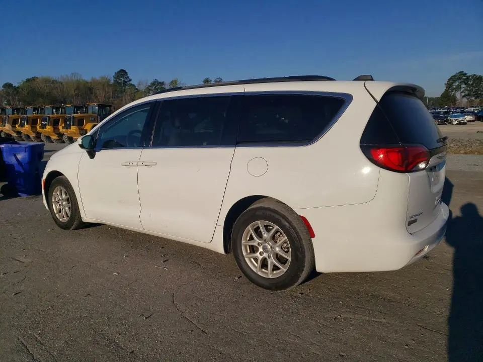 2021 CHRYSLER VOYAGER   