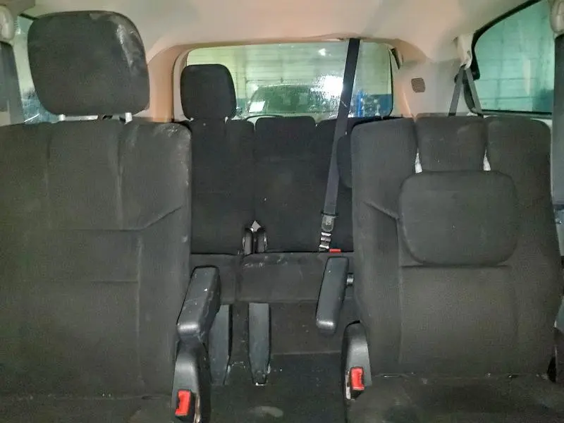 2011 CHRYSLER TOWN & COUNTRY TOURING  