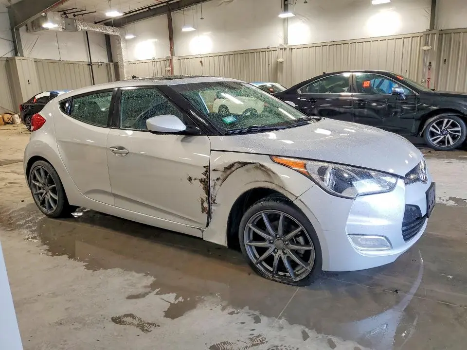 2017 HYUNDAI VELOSTER VALUE EDITION  