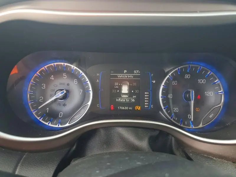 2020 CHRYSLER VOYAGER LXI  