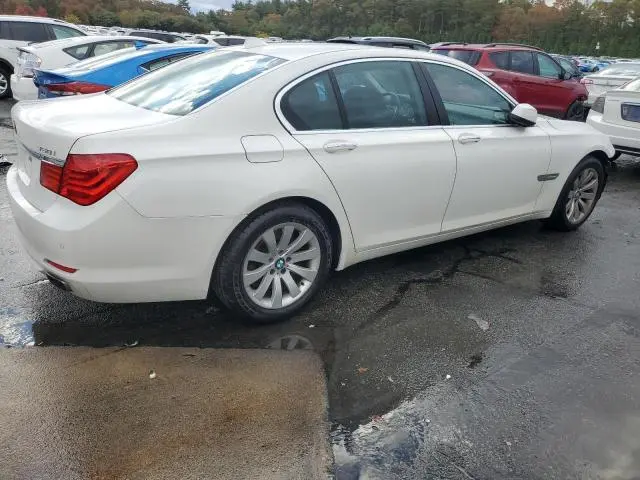 2011 BMW 750 XI  