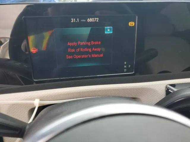 2021 MERCEDES-BENZ A 220  