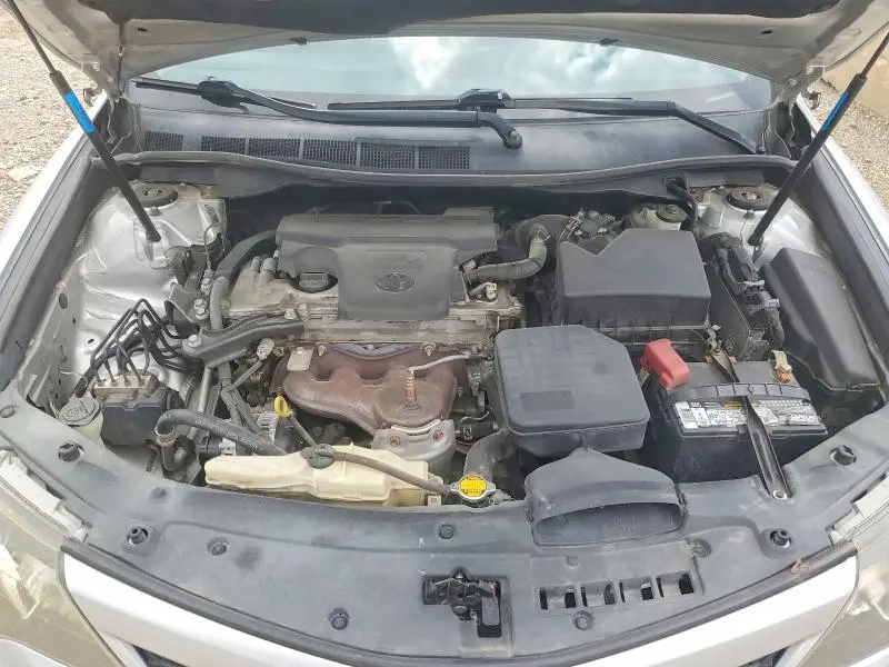 2013 TOYOTA CAMRY SE  
