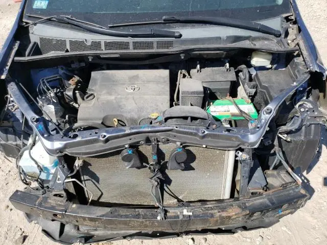 2016 TOYOTA SIENNA XLE  