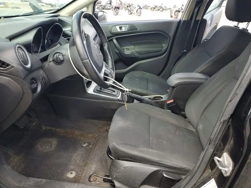 2015 FORD FIESTA SE  