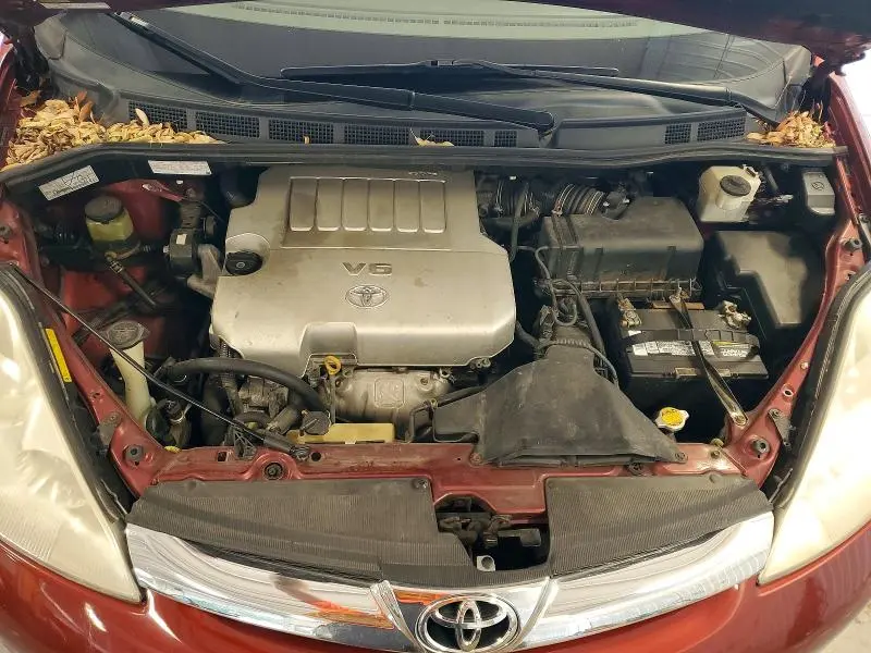 2010 TOYOTA SIENNA XLE LIMITED  