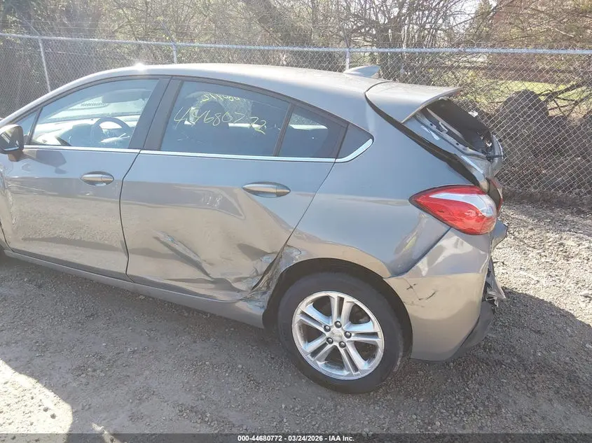 2017 CHEVROLET CRUZE LT AUTO