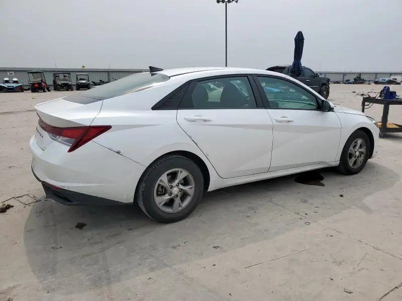 2021 HYUNDAI ELANTRA SE  