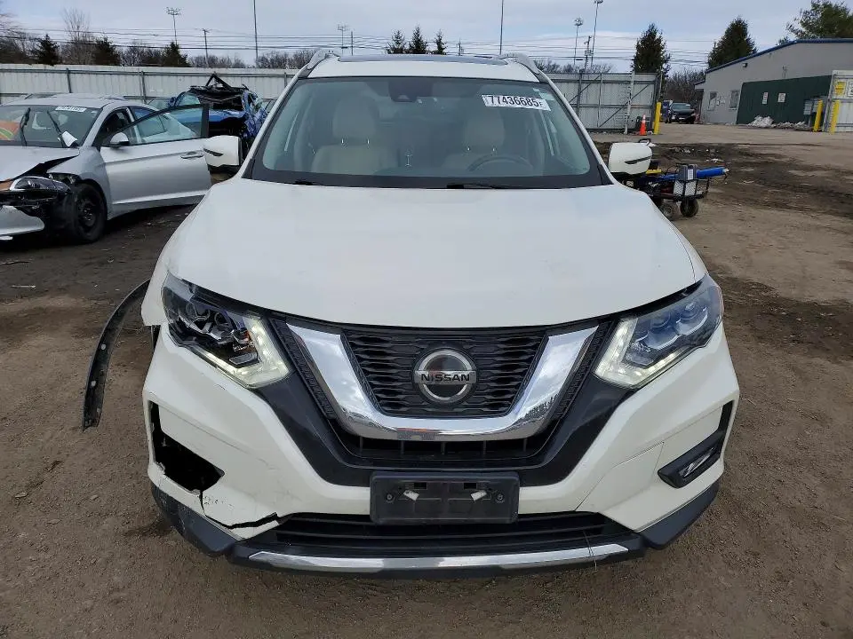 2018 NISSAN ROGUE S  