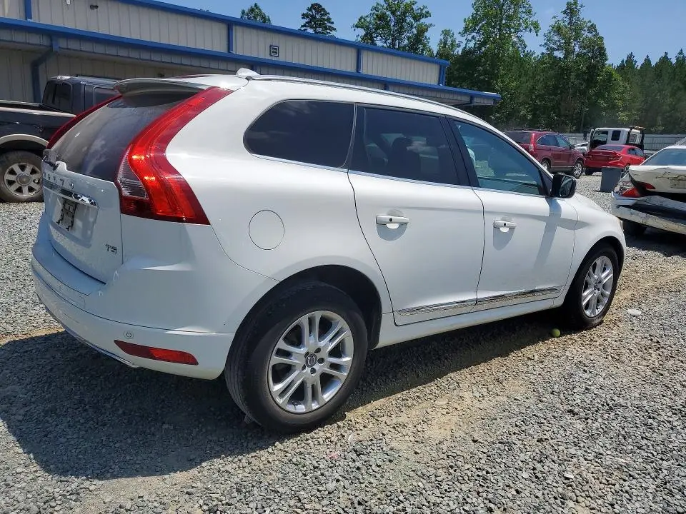2015 VOLVO XC60 T5 PREMIER  