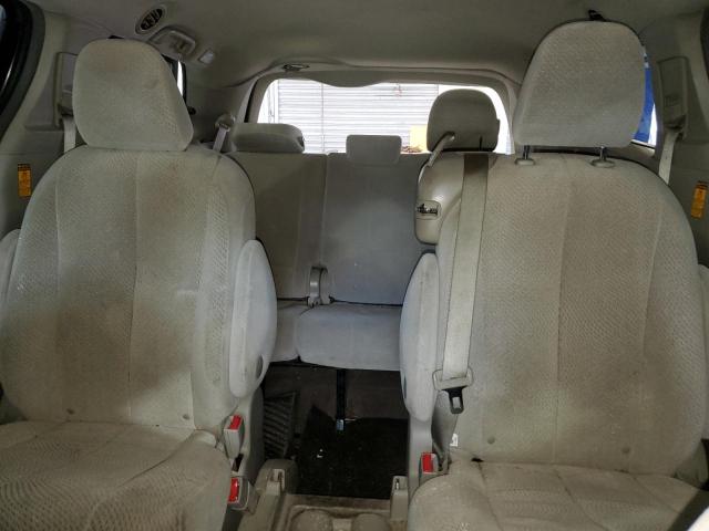 2014 TOYOTA SIENNA LE