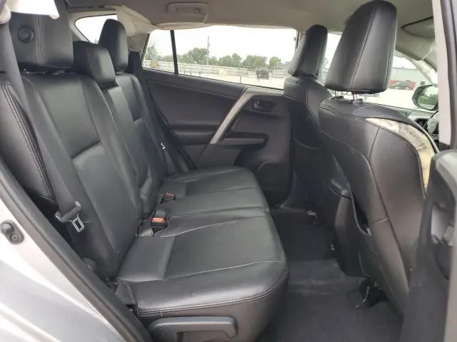 2016 TOYOTA RAV4 LE