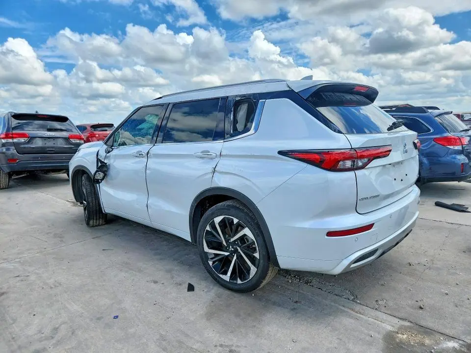 2024 MITSUBISHI OUTLANDER SEL  