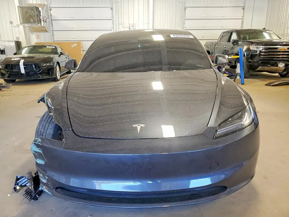 2025 TESLA MODEL 3   