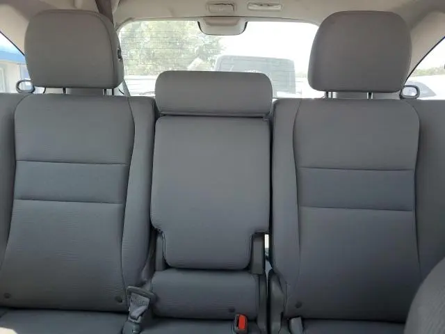 2010 HONDA CR-V LX  