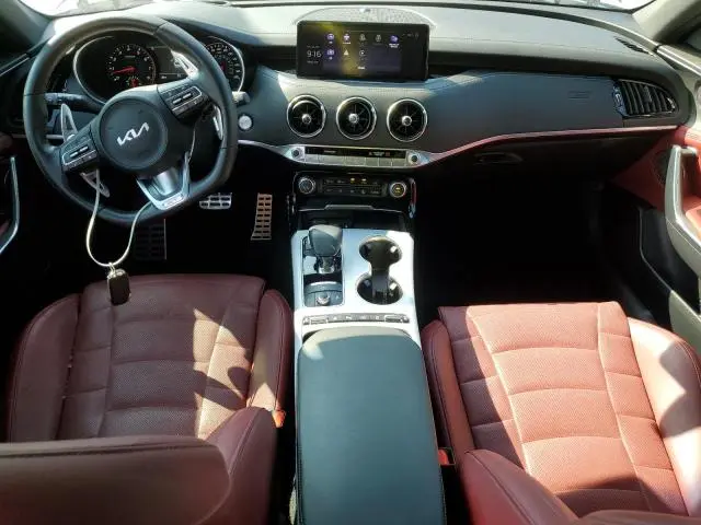 2023 KIA STINGER GT2  