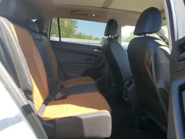 2018 VOLKSWAGEN TIGUAN SE  