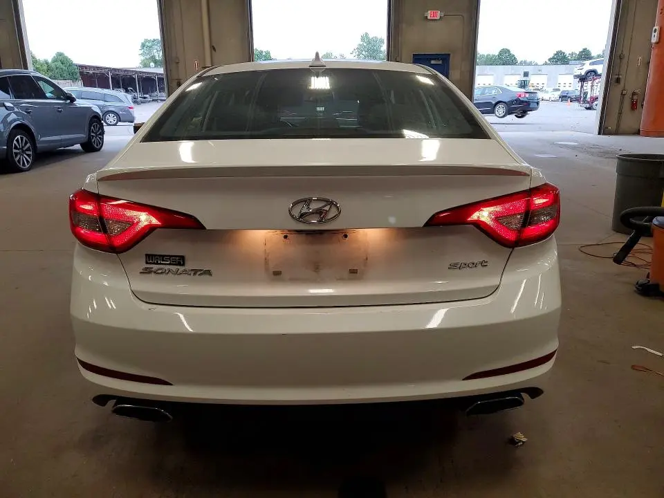 2015 HYUNDAI SONATA SPORT  