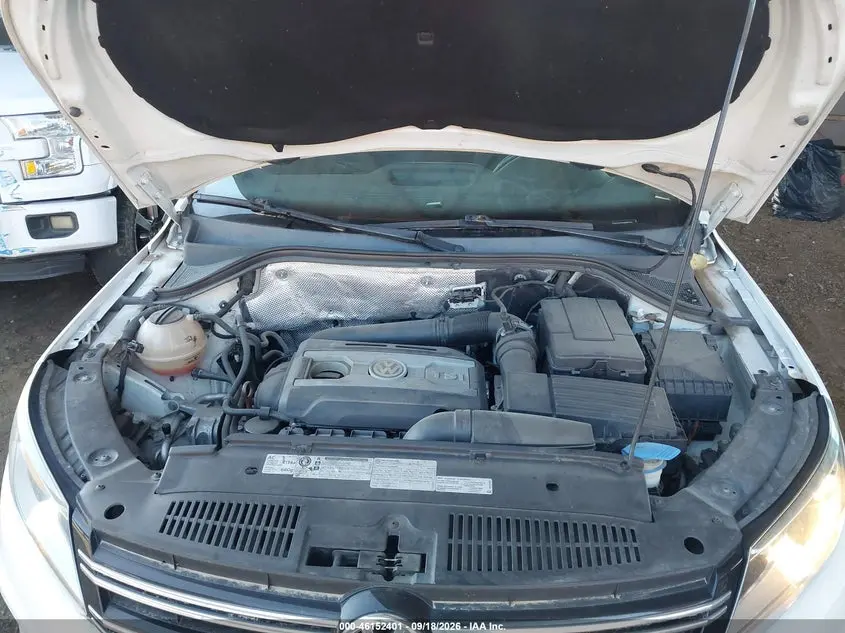 2012 VOLKSWAGEN TIGUAN S