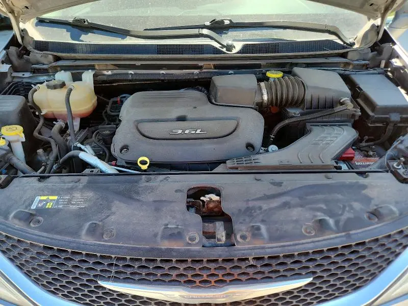 2017 CHRYSLER PACIFICA TOURING L  