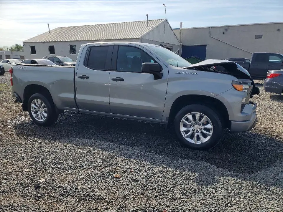 2024 CHEVROLET SILVERADO K1500 CUSTOM  