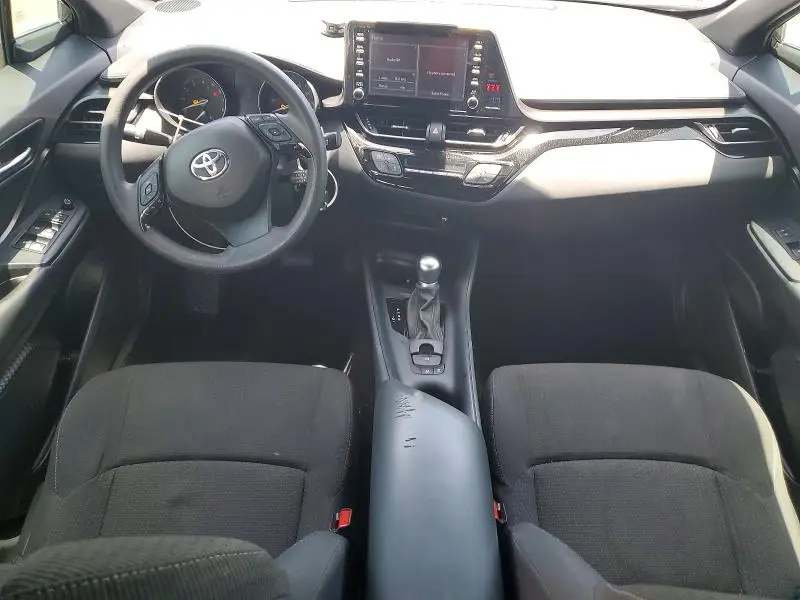 2019 TOYOTA C-HR LE  