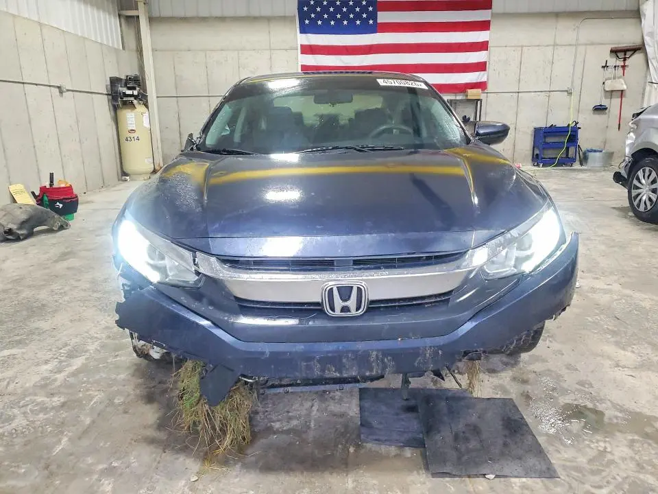 2018 HONDA CIVIC LX  