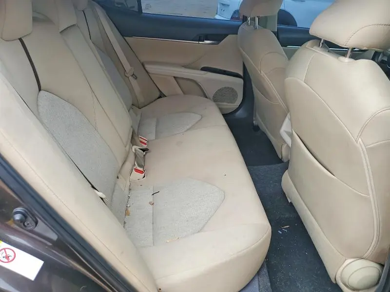 2018 TOYOTA CAMRY LE  