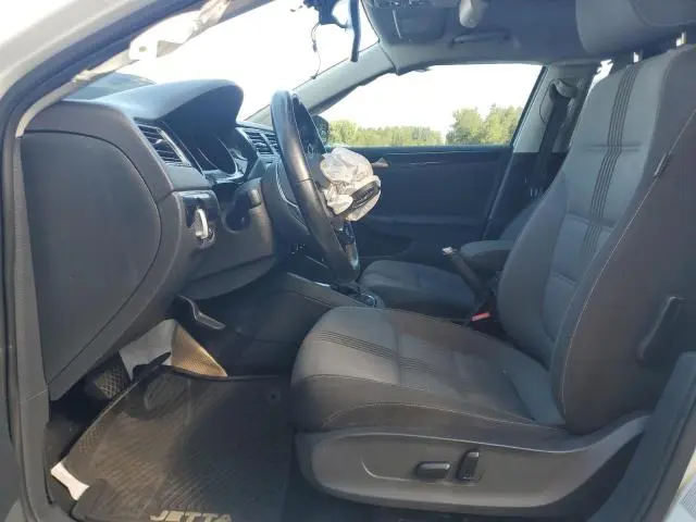 2017 VOLKSWAGEN JETTA SE  
