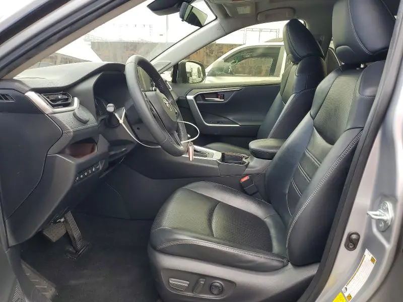 2020 TOYOTA RAV4 LIMITED  