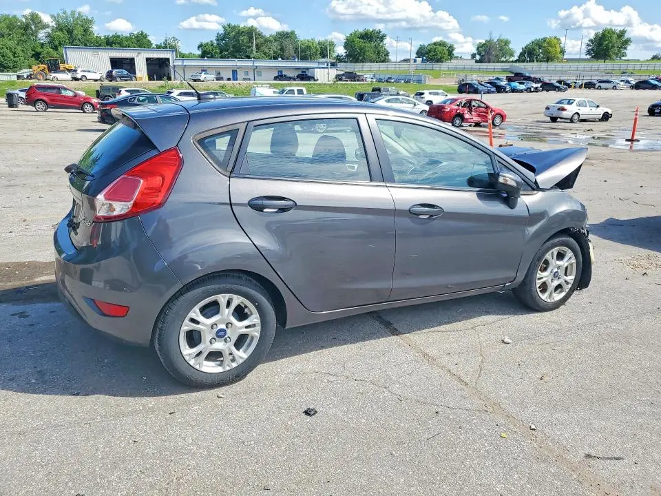 2015 FORD FIESTA SE  
