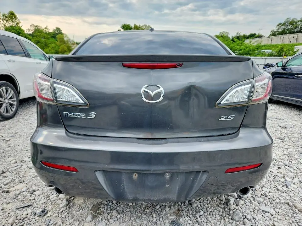 2010 MAZDA 3 S  