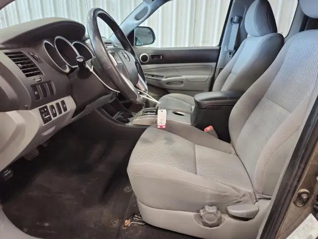 2013 TOYOTA TACOMA   