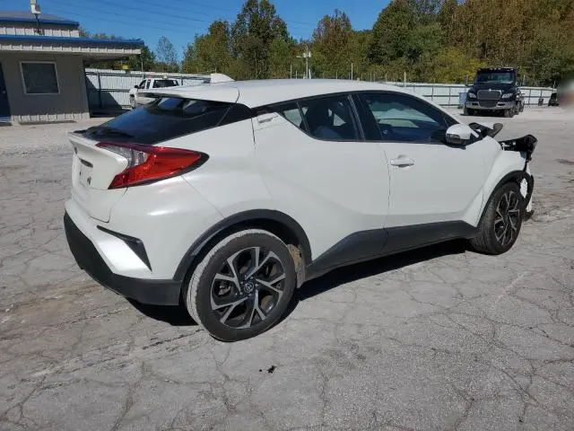 2020 TOYOTA C-HR XLE  
