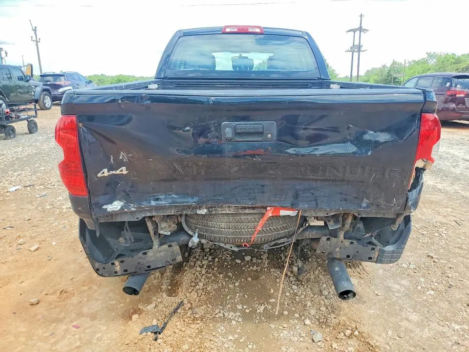 2017 TOYOTA TUNDRA SR  
