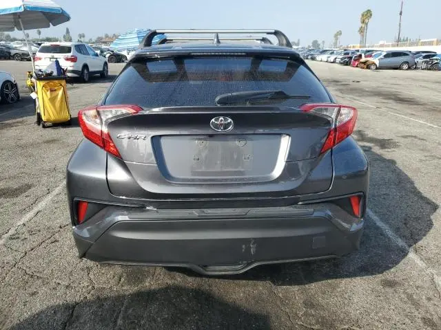 2019 TOYOTA C-HR XLE  