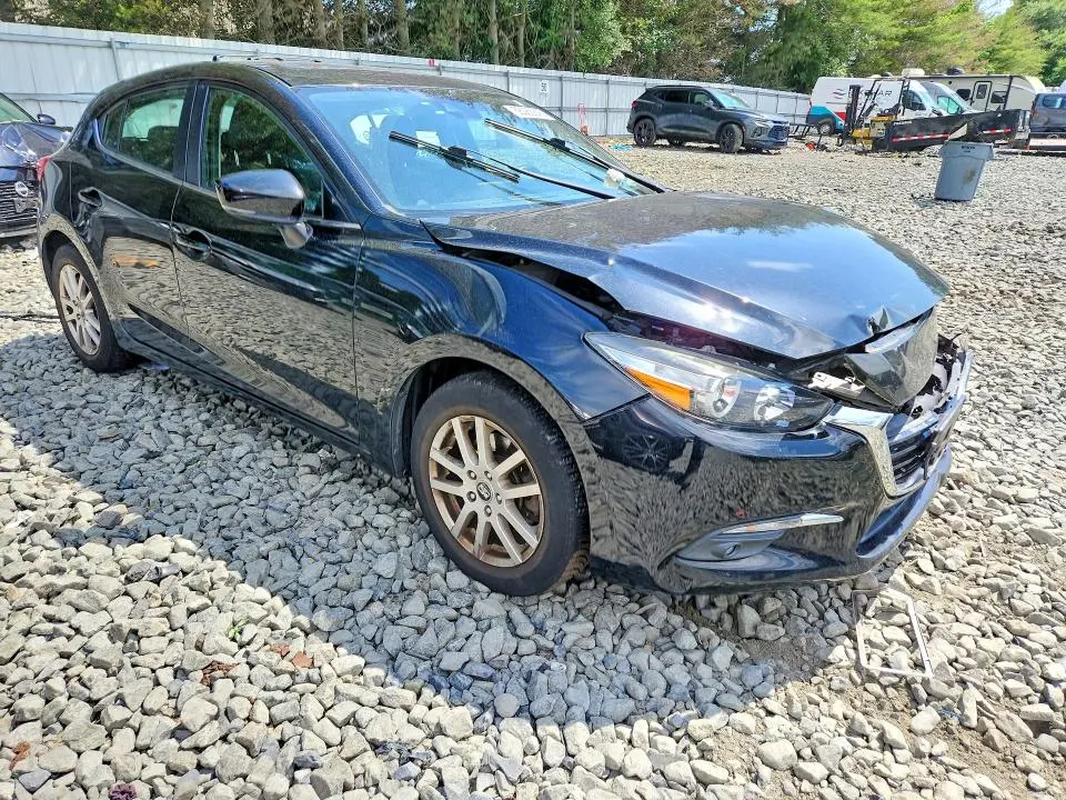2017 MAZDA 3 GRAND TOURING  