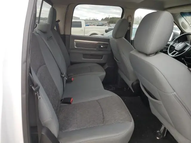 2015 RAM 1500 SLT